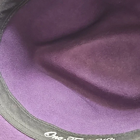 One Fresh Hat Plum Colored Wool Women's Hat - Picture 4 of 5